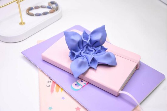 Sculpey Souffl&eacute; -- Thistle