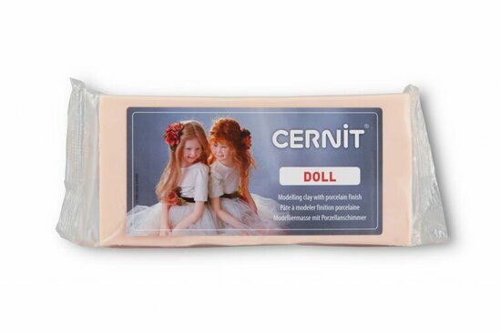 Cernit Doll &ndash; foto van polymeerklei
