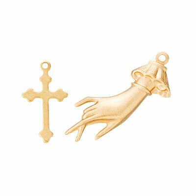 Brass Charm Cross & Hand &ndash; foto van product